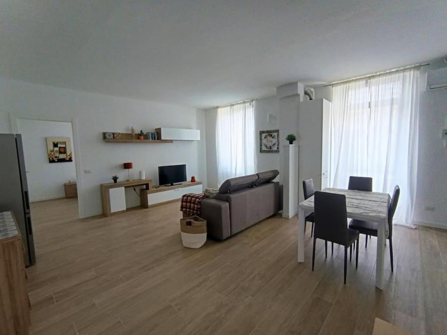 La Casa Di Alice In Centro Villa Бергамо Екстериор снимка